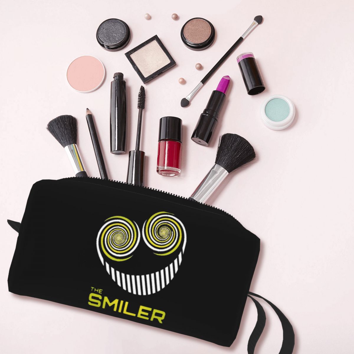 The Smiler Alton Towers Merch  - Beauty Makeup Uk recension och pris